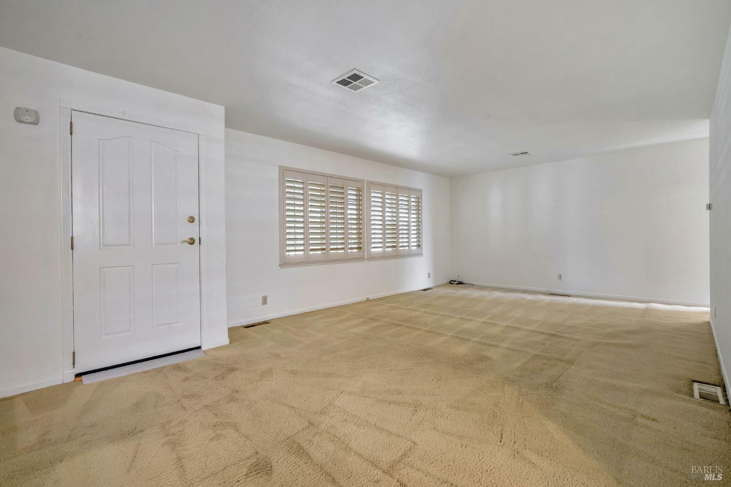 Property Photo: 152 Parque Recrero Drive CA 94928