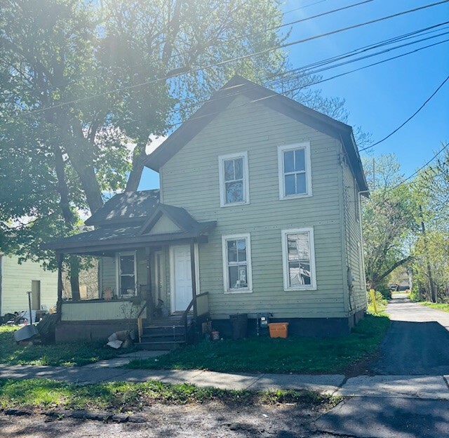 556 E Third Street  Elmira NY 14901 photo