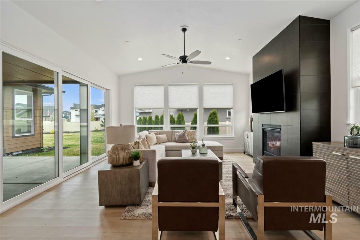 Property Photo: 6128 S Phoebe Pl. ID 83642