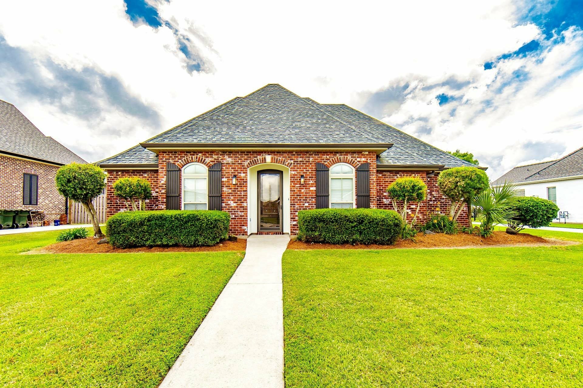 256 Tulip Dr  Houma LA 70360 photo