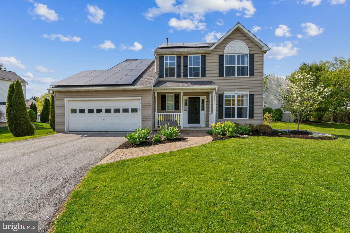 Property Photo: 100 Hydrangea Way PA 19320