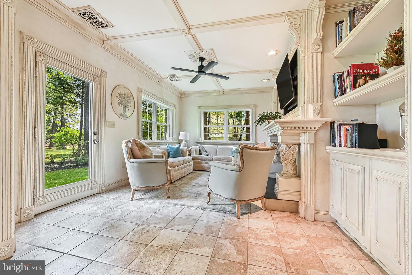 Property Photo: 1012 S Creek View Court MD 20733