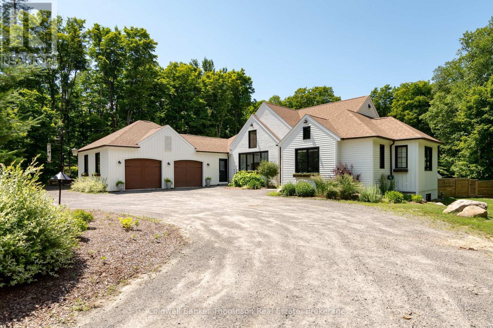 Property Photo: 350 Skyhills Road ON P1H 2N5
