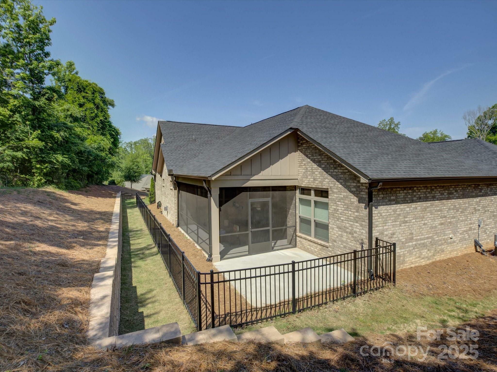 Property Photo: 3002 Portico Place SC 29708
