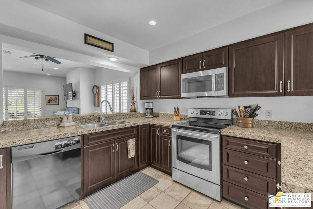 Property Photo:  230 W Vista Royale Cir  CA 92211 