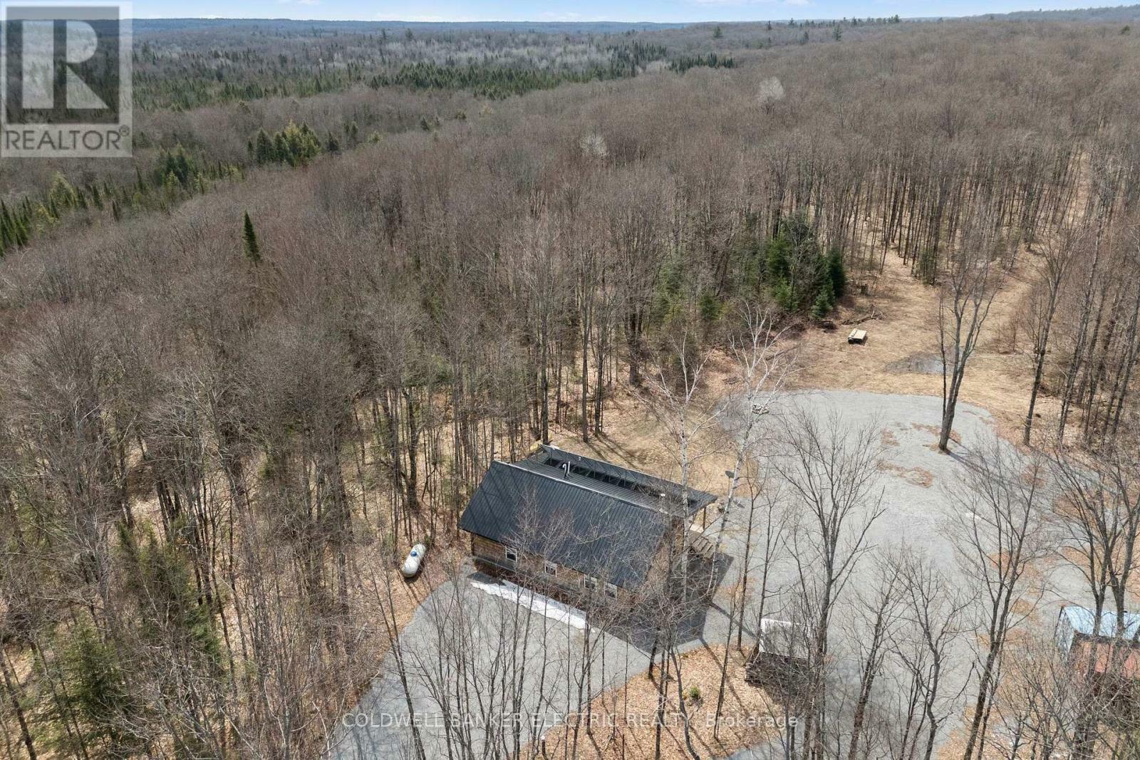 Property Photo: 2075 Dyno Road ON K0L 1C0