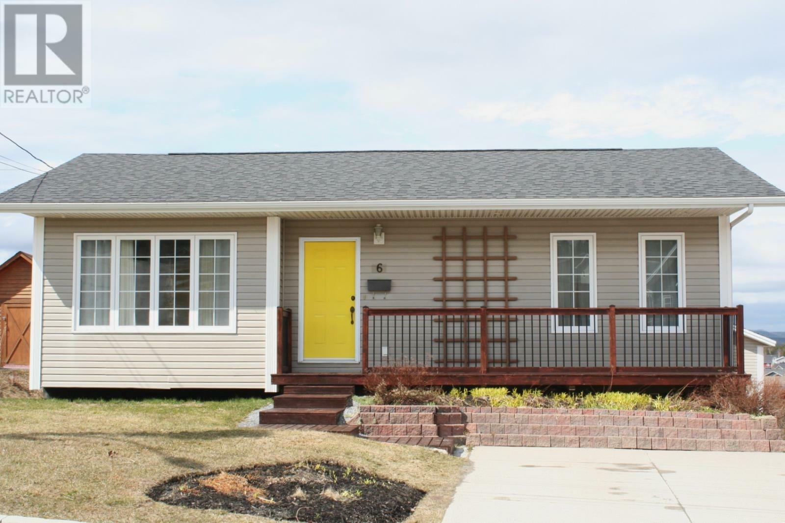 Property Photo: 6 Bellwood Drive NL A2H 7T3