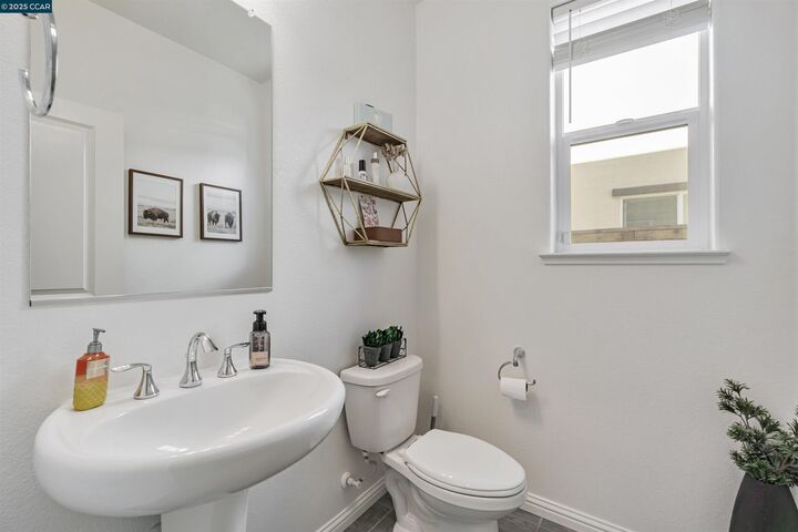 Property Photo: 158 Wooley Creek Way CA 94513