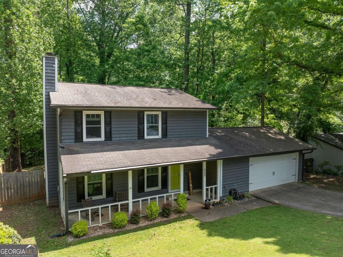 Property Photo:  555 Creekwood Crossing  GA 30076 