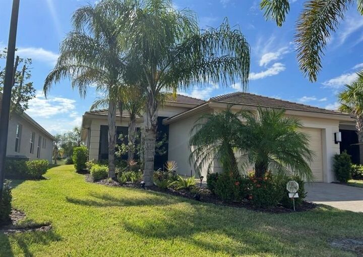 Property Photo: 11826 SW Brighton Falls Dr FL 34987