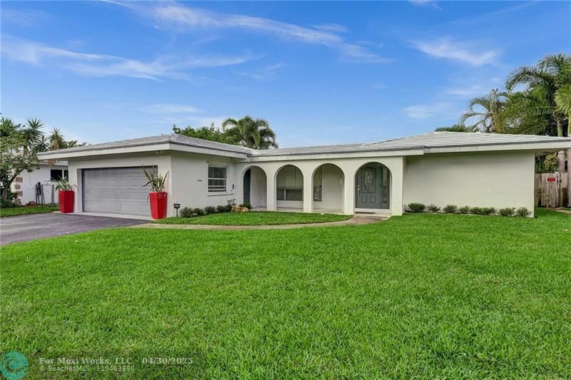 Property Photo: 5981 NE 22nd Way FL 33308