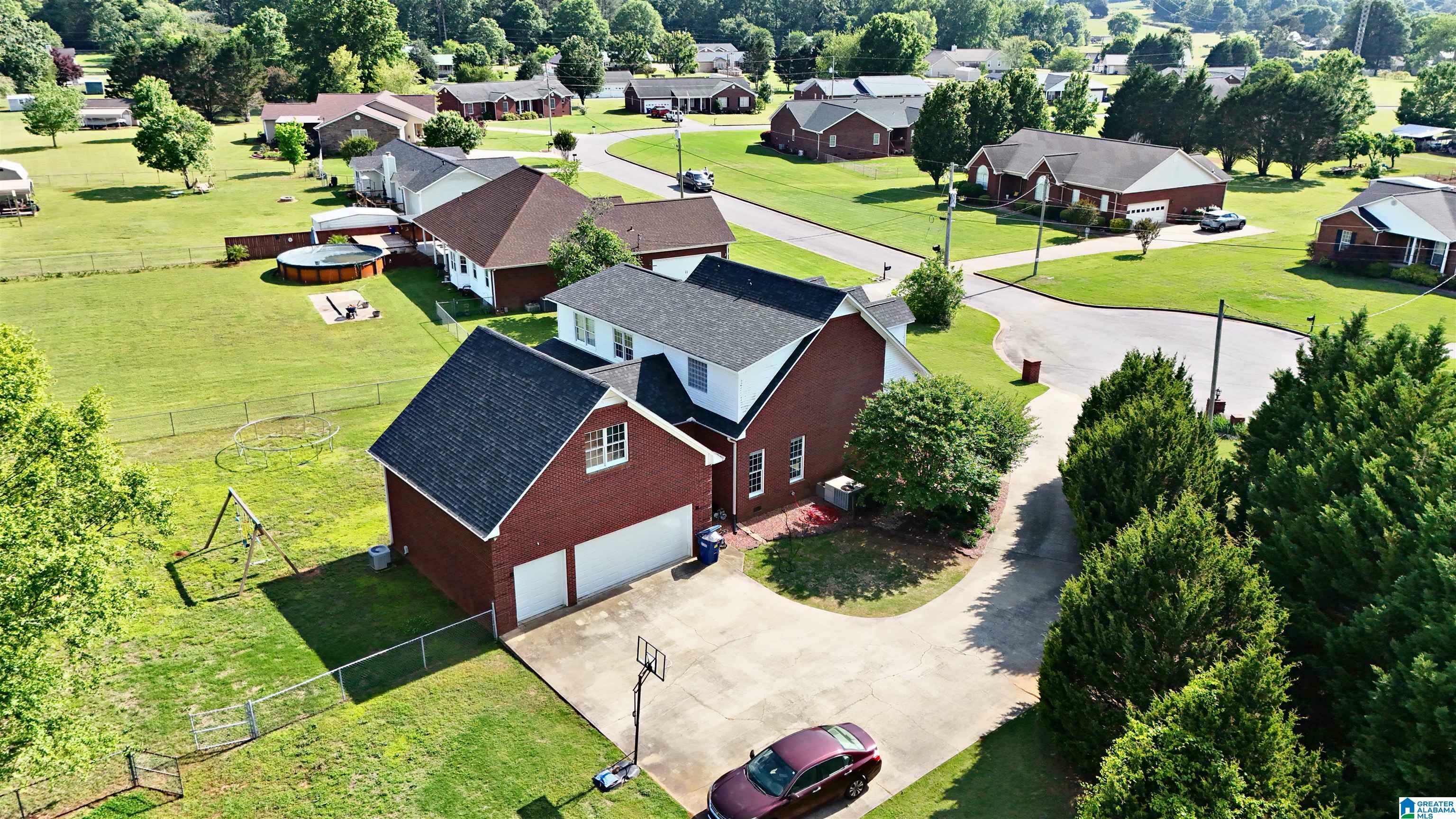 Property Photo: 378 W Manor Lane AL 36250