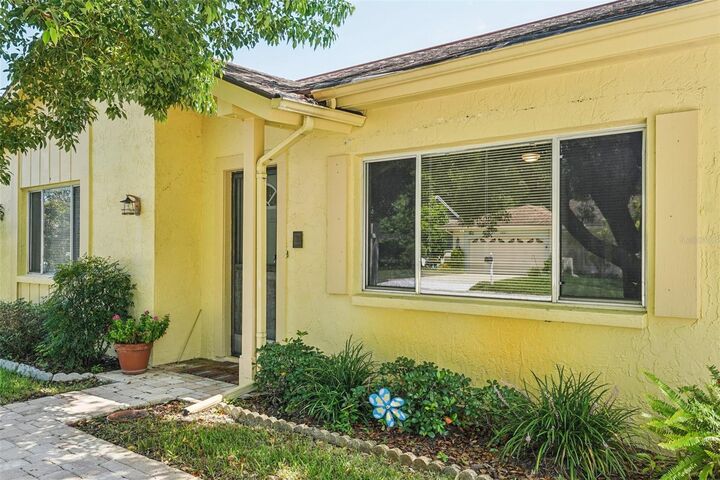 Property Photo: 12906 Sandburst Lane FL 34667