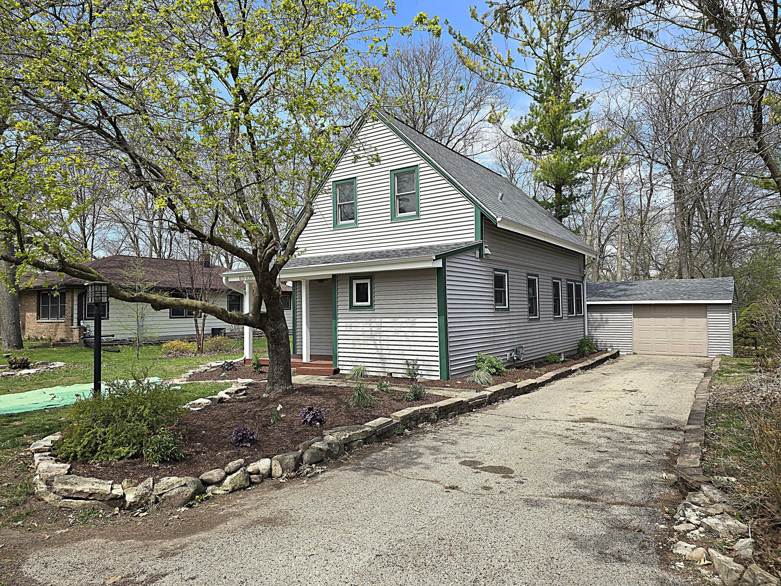 N22w28832 Oak Ln  Delafield WI 53072 photo