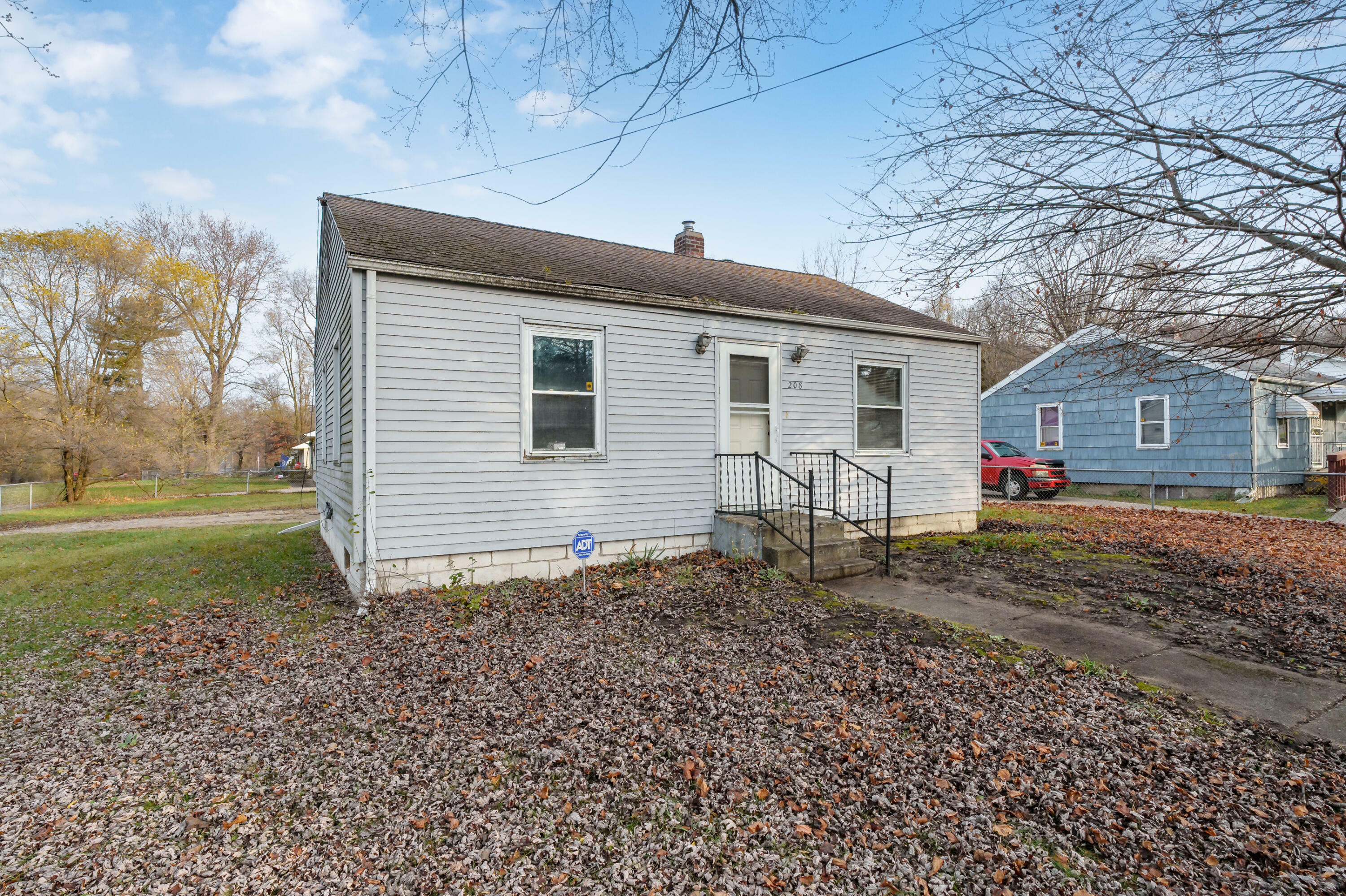 Property Photo: 208 Fox Avenue MI 49037