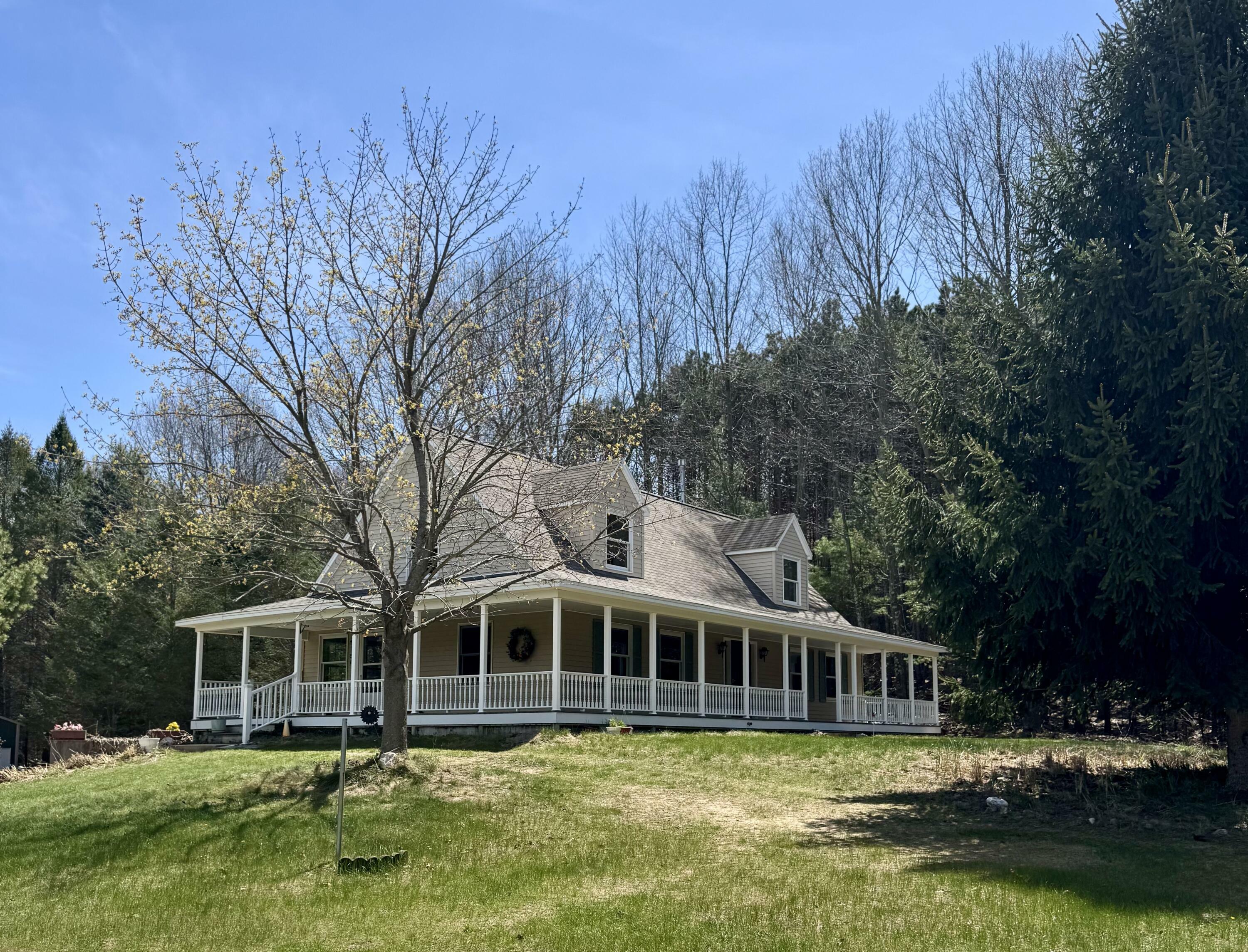 Property Photo: 3720 N 44th Avenue MI 49436