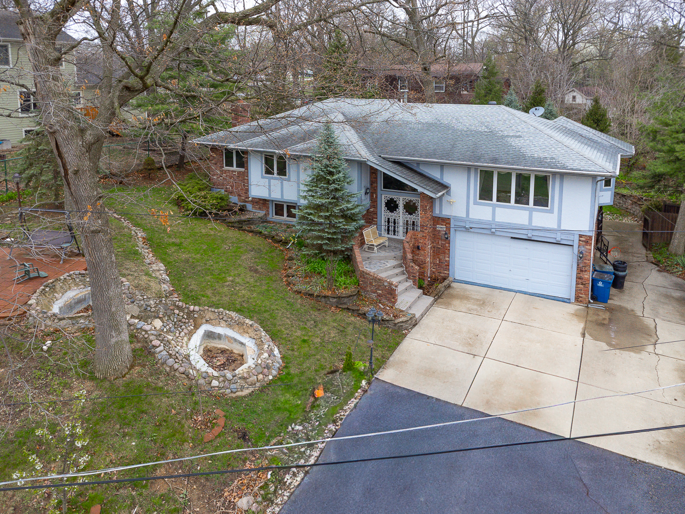 8360 W 100th Place  Palos Hills IL 60465 photo