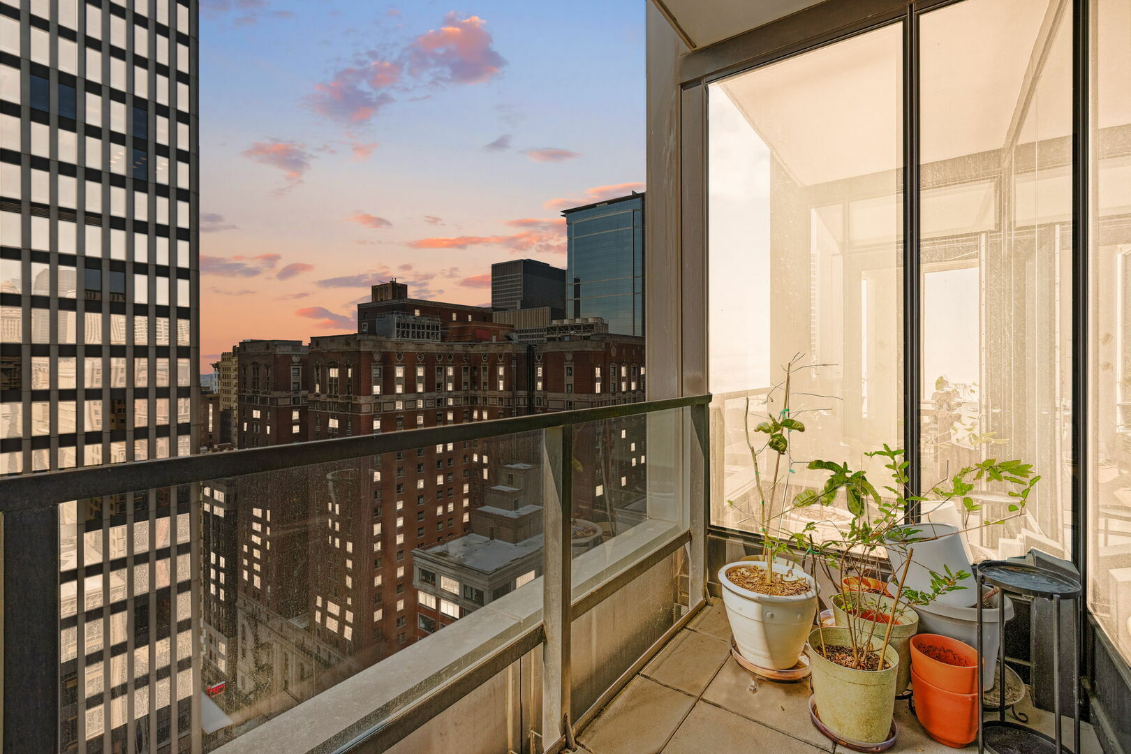 Property Photo: 60 E Monroe Street 2304 IL 60603