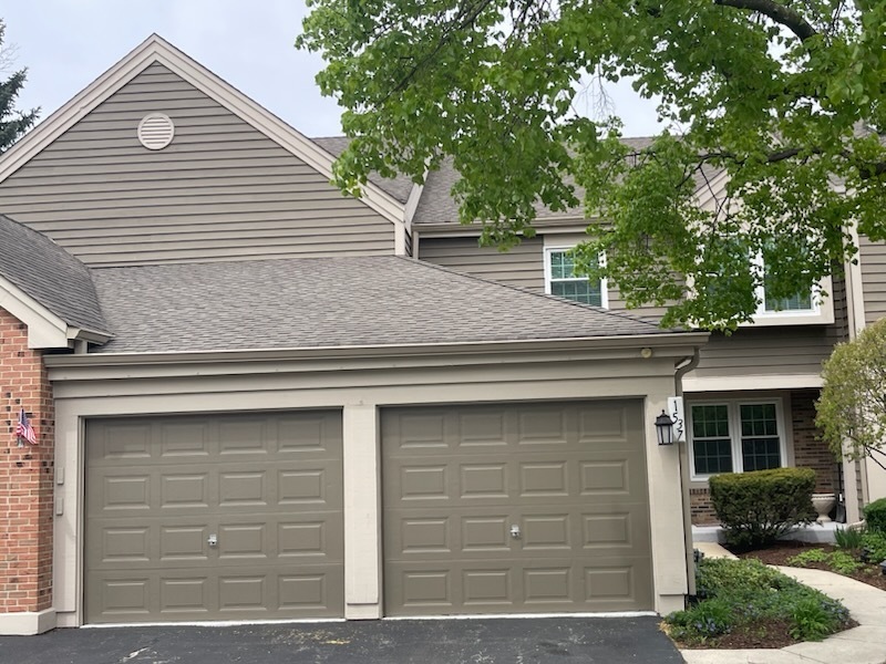 Property Photo: 1537 Aberdeen Court 67 IL 60564