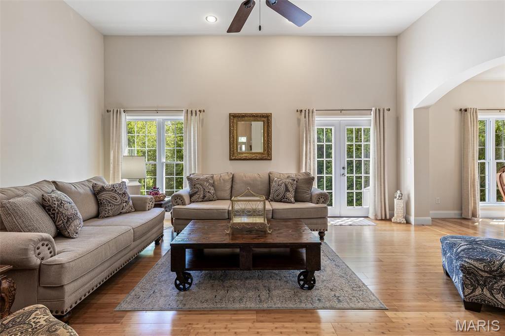Property Photo: 412 Wellington Place MO 63640