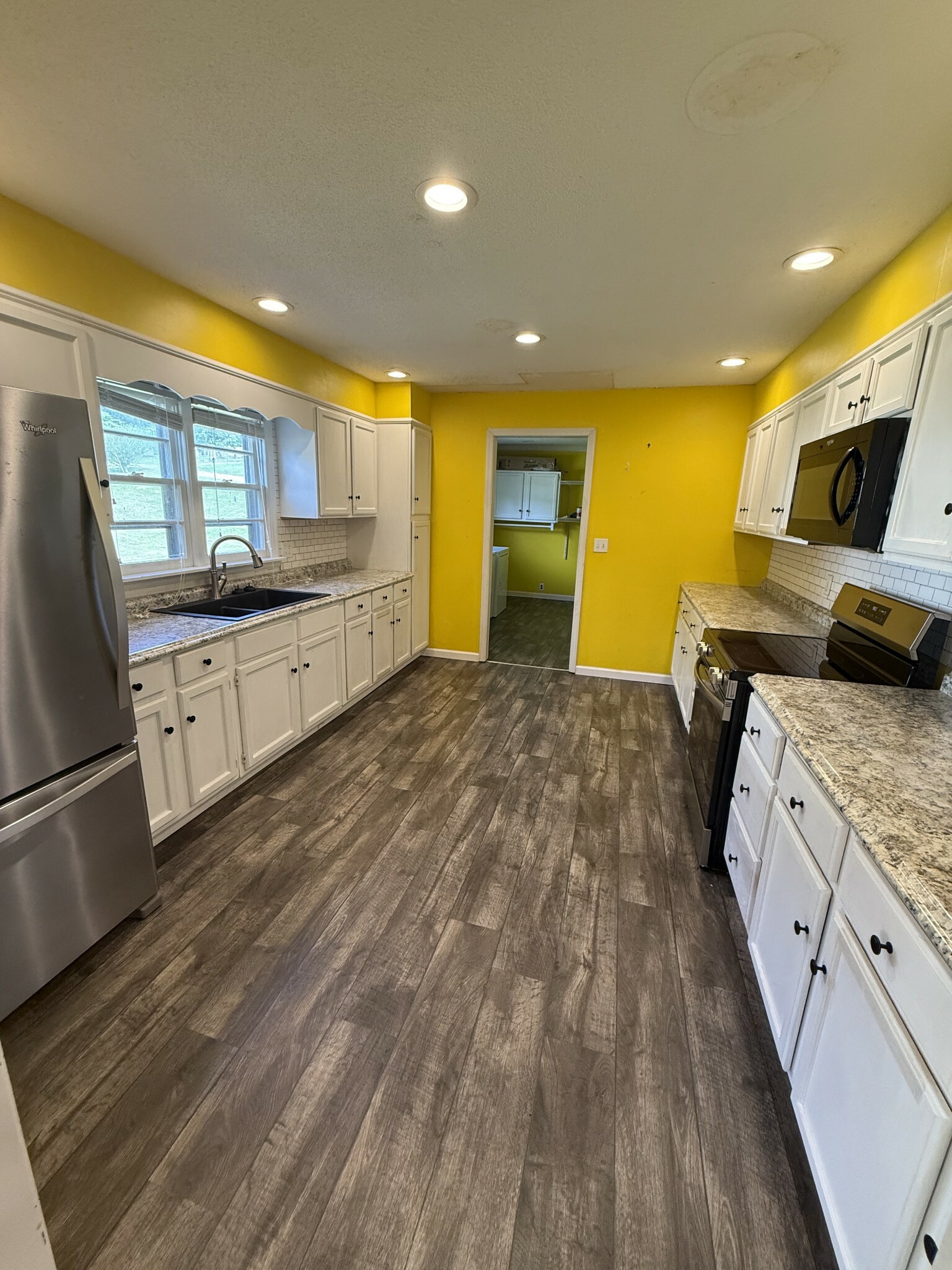 Property Photo: 127 Morgan St TN 37352