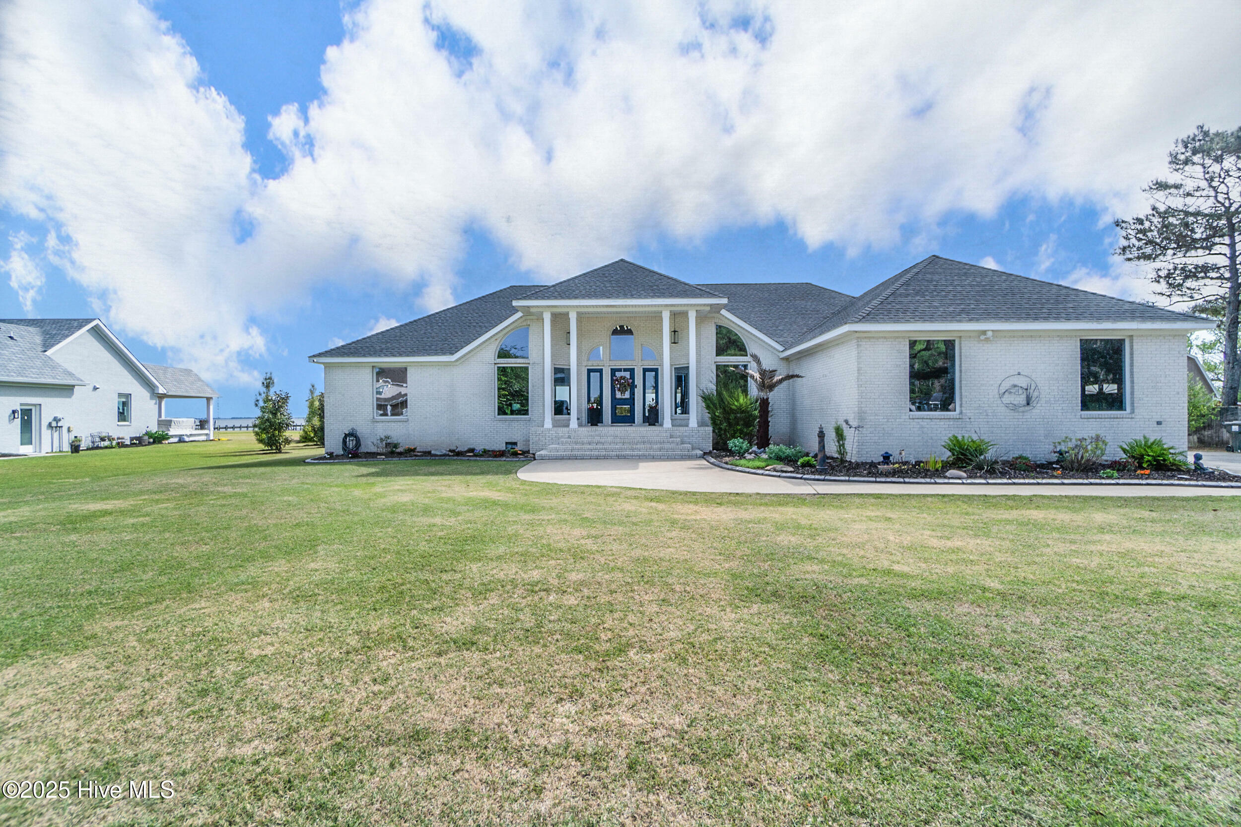 Property Photo: 111 Waterway Court NC 27916