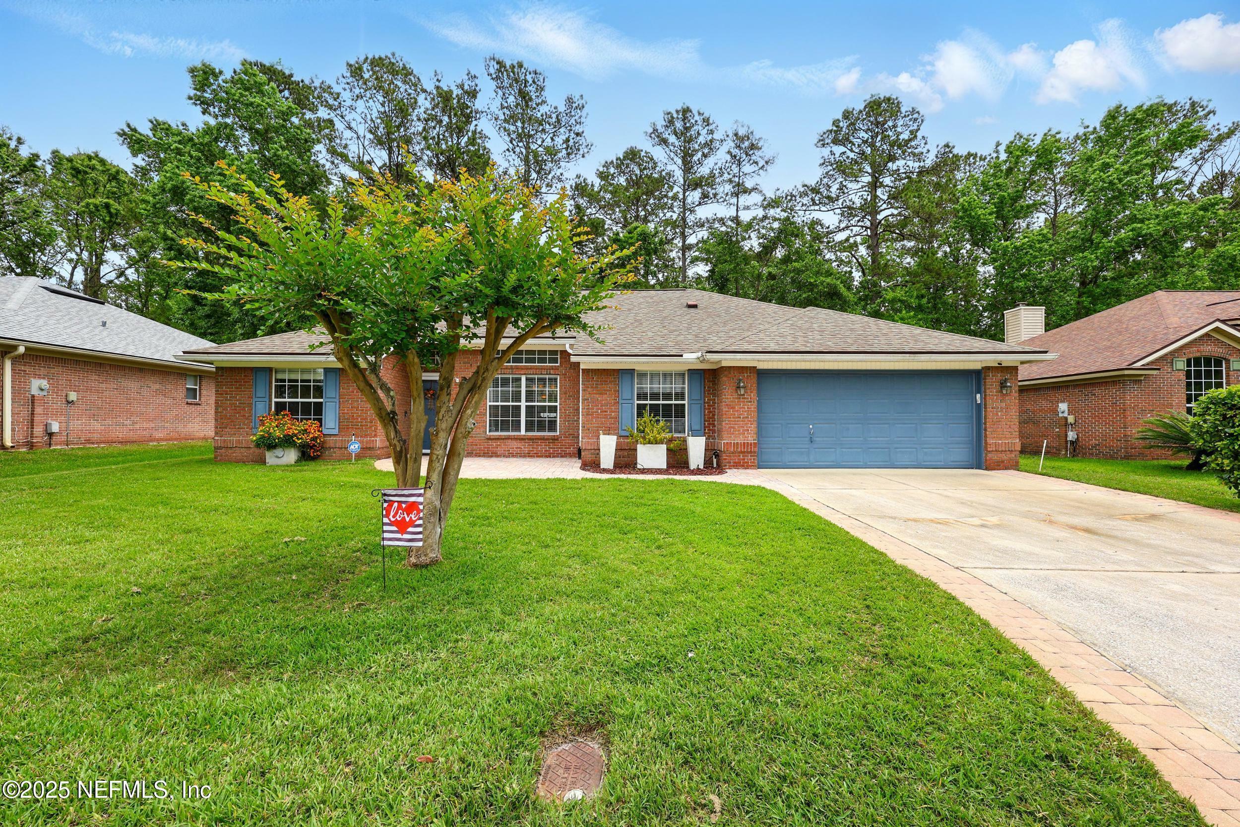 Property Photo: 1757 Redwood Lane FL 32068
