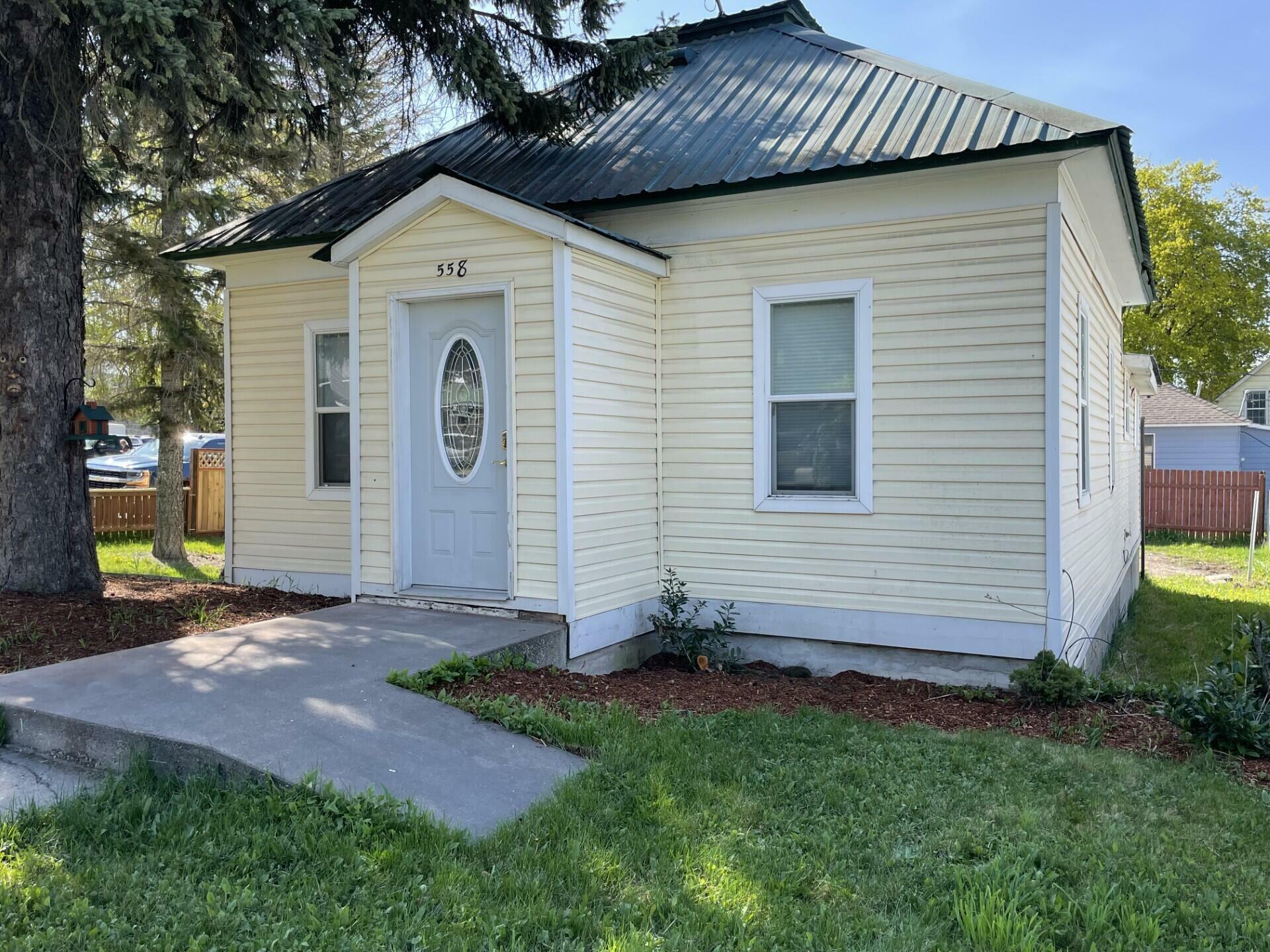Property Photo: 558 E Birch Ave WA 99114