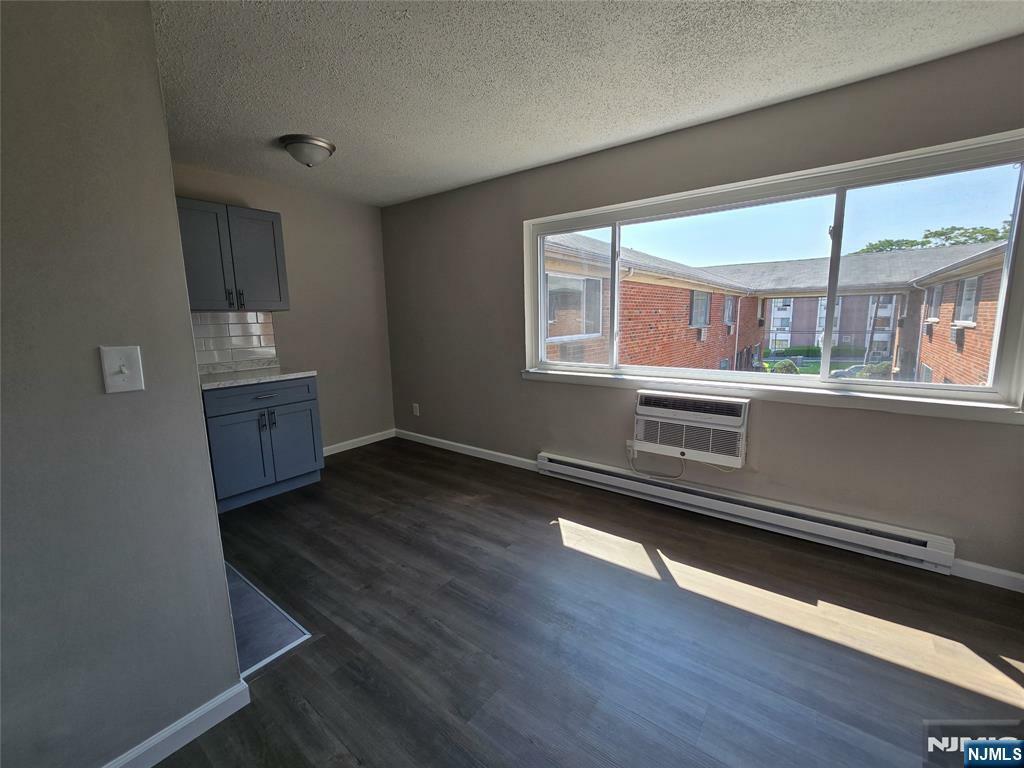 Property Photo: 322 Park Street 11 NJ 07601