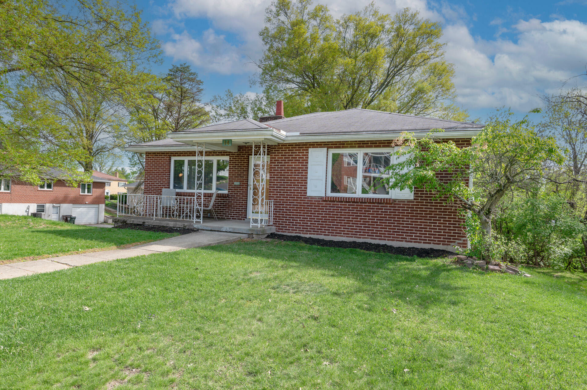 Property Photo: 14 Warren Court KY 41075