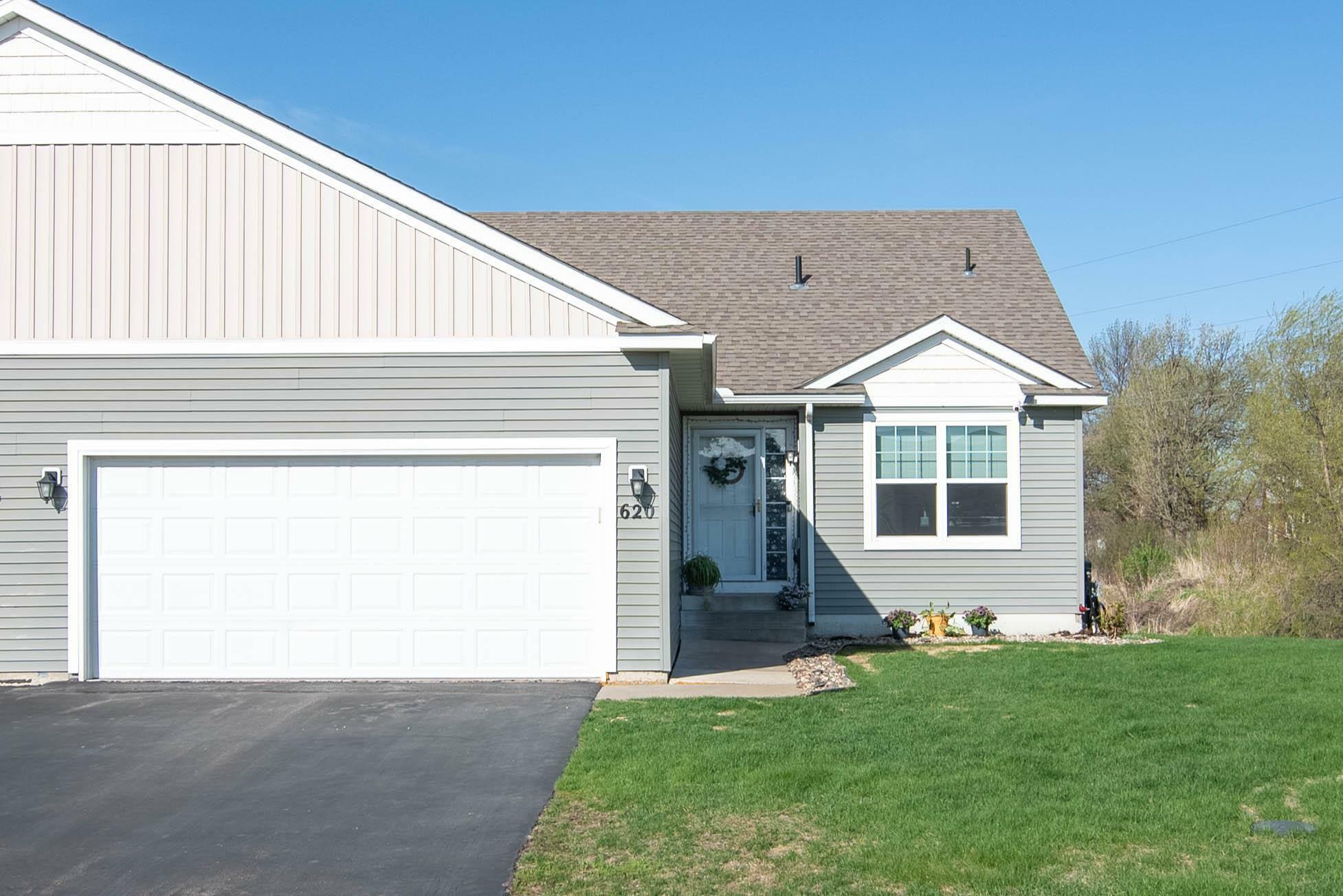 Property Photo: 620 Tomahawk Court MN 56063
