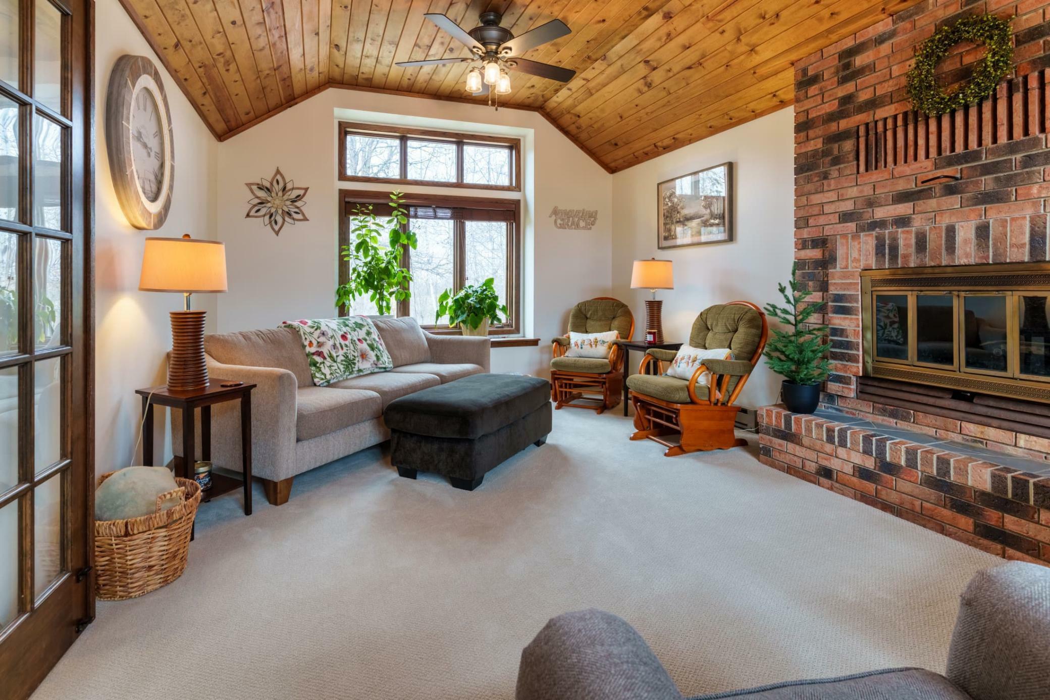 Property Photo: 2825 Florence Lane NW MN 56601
