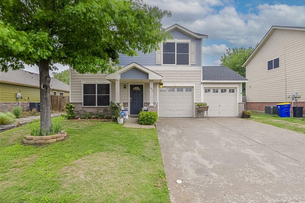 Property Photo: 102 Independence Avenue TX 76084