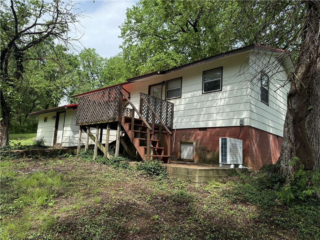 Property Photo: 424 N Olive Street AR 72601