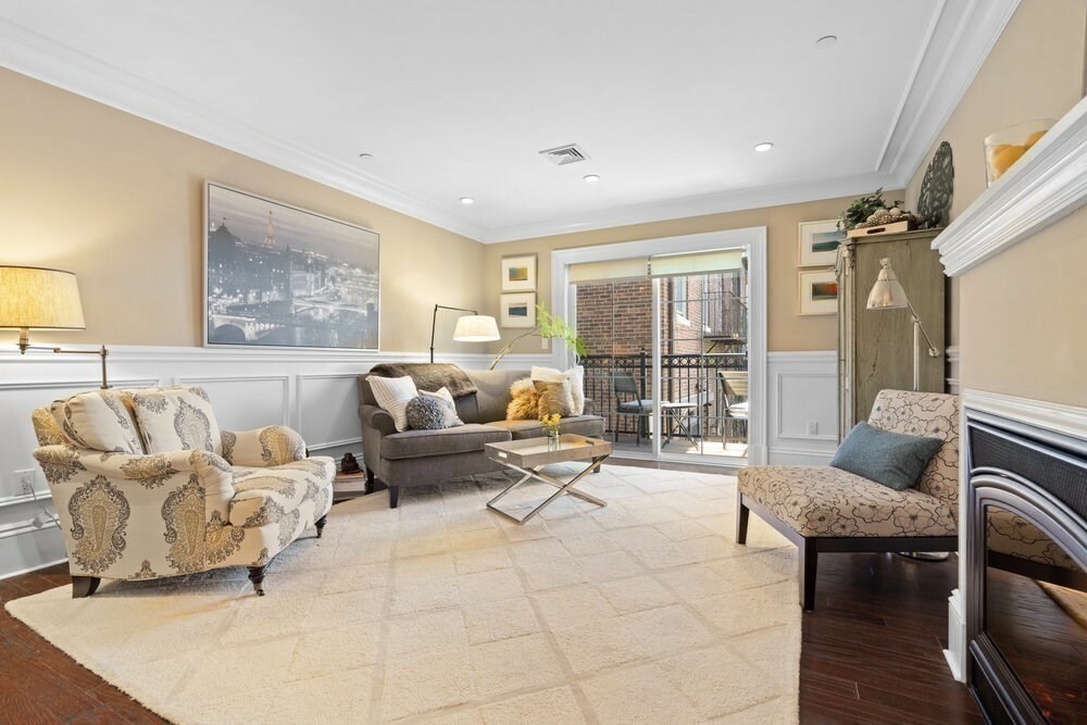 Property Photo: 606 East Fourth Street 203 MA 02127