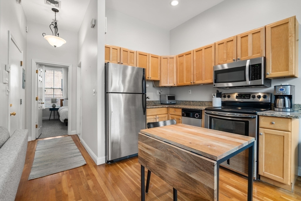 Property Photo: 645 Tremont St 2 MA 02118