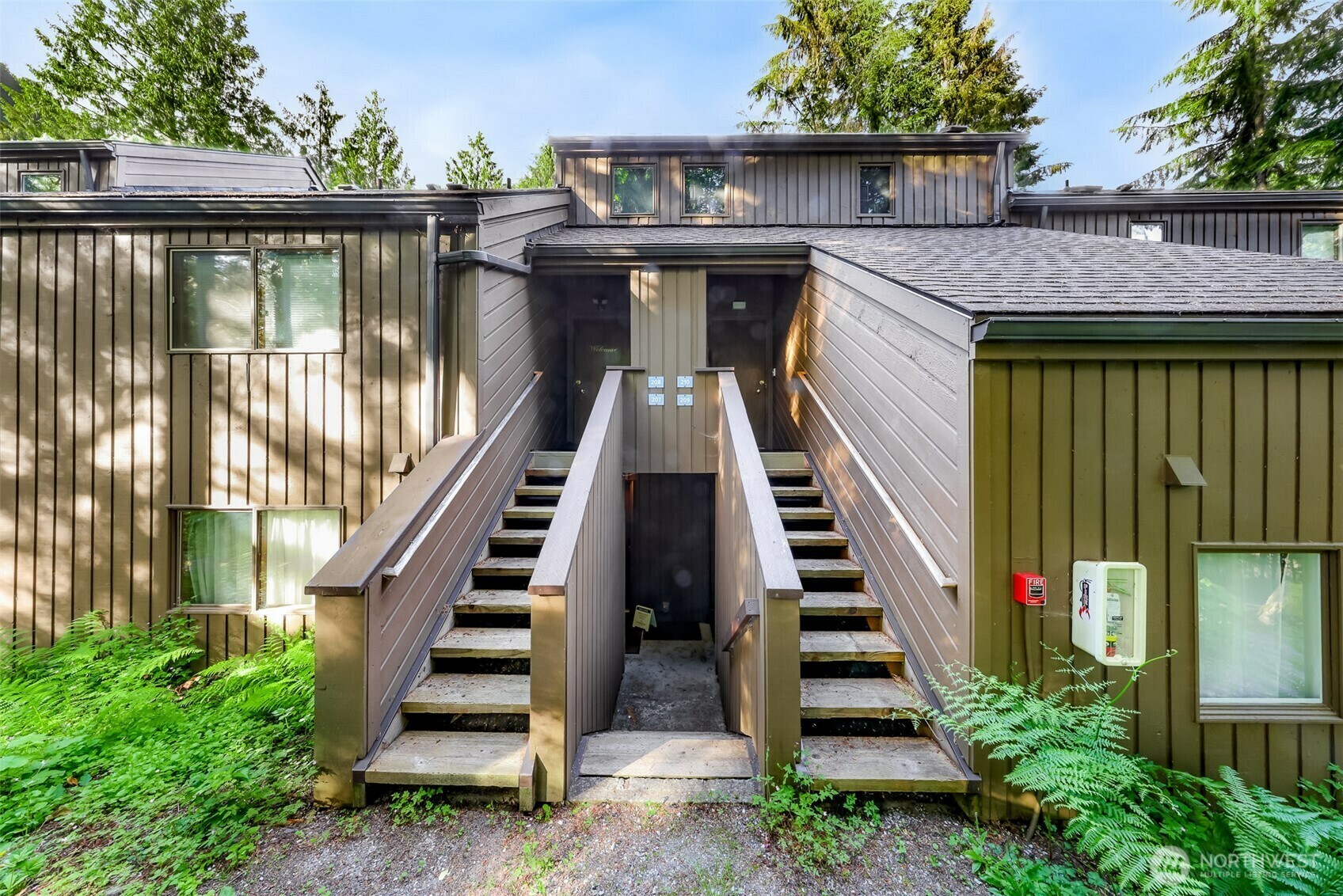 Property Photo: 10500 Mt Baker Hwy 207 WA 98244