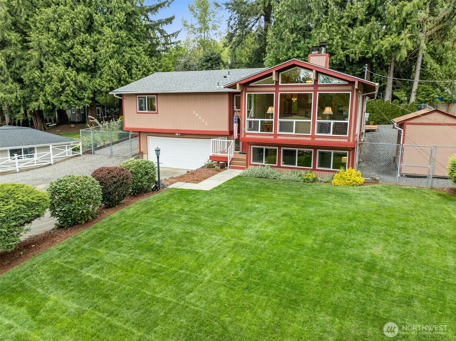 Property Photo: 20222 SE 152nd Street WA 98059