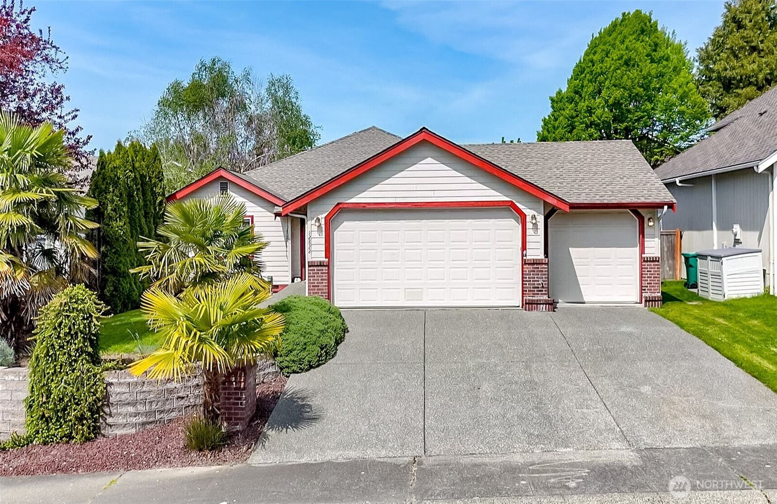 Property Photo:  12822 SE 307th Place  WA 98092 