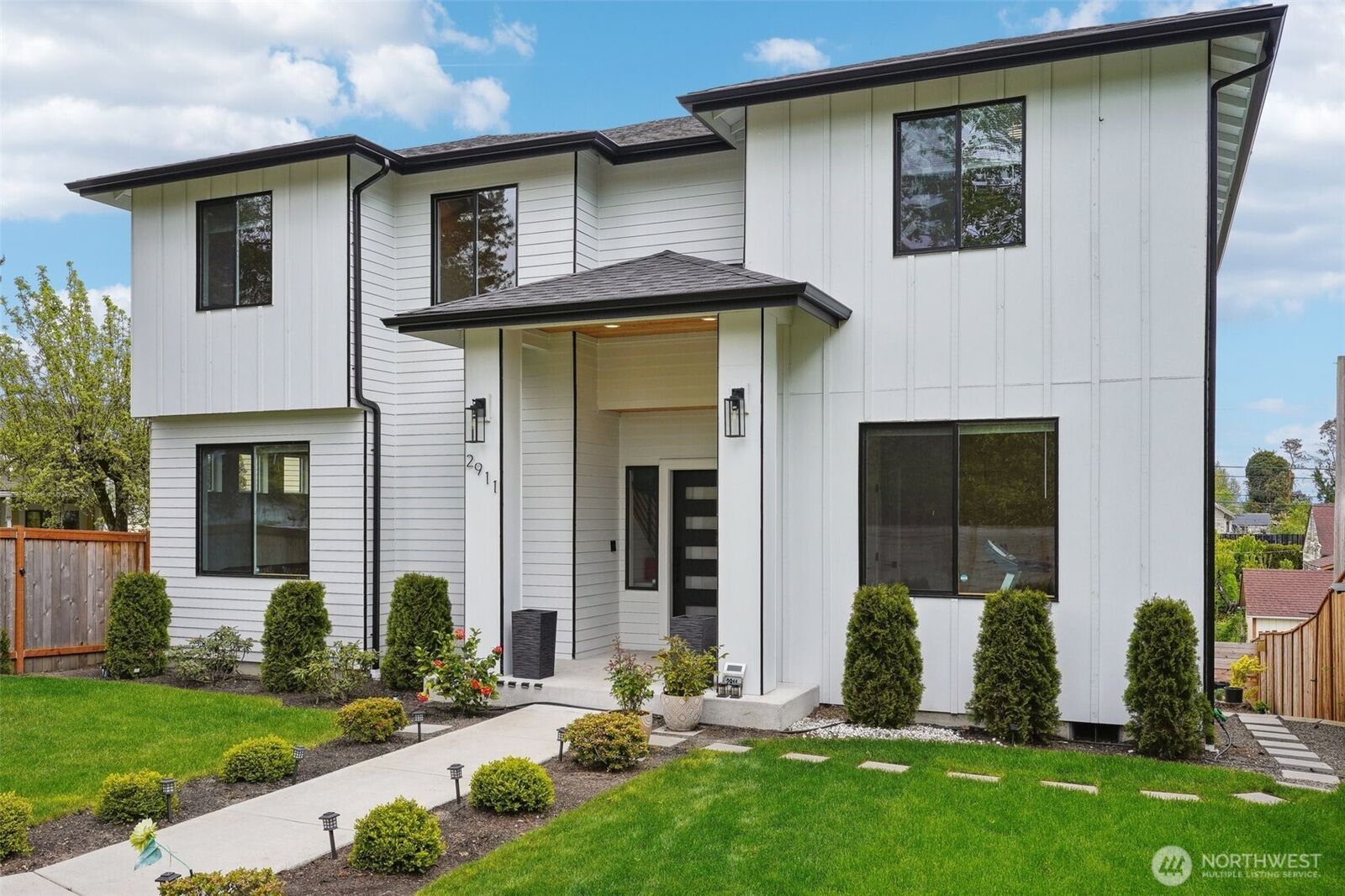 Property Photo:  2911 S Puget Sound Avenue  WA 98409 