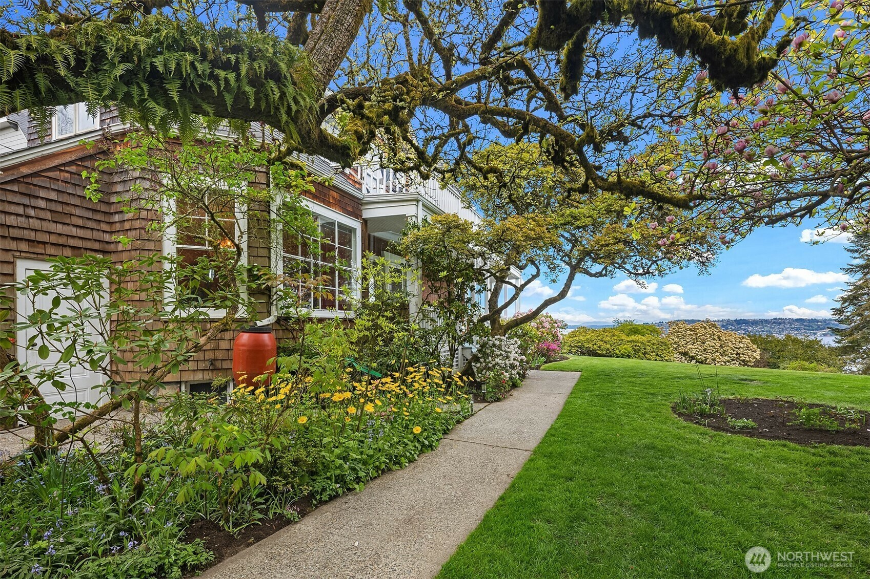 Property Photo: 4201 N Mason Street WA 98407