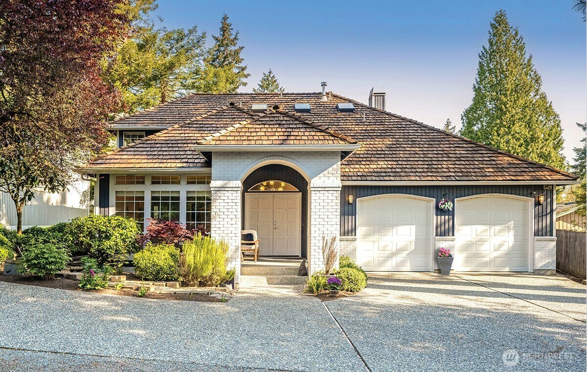 Property Photo: 1536 3rd Street WA 98033