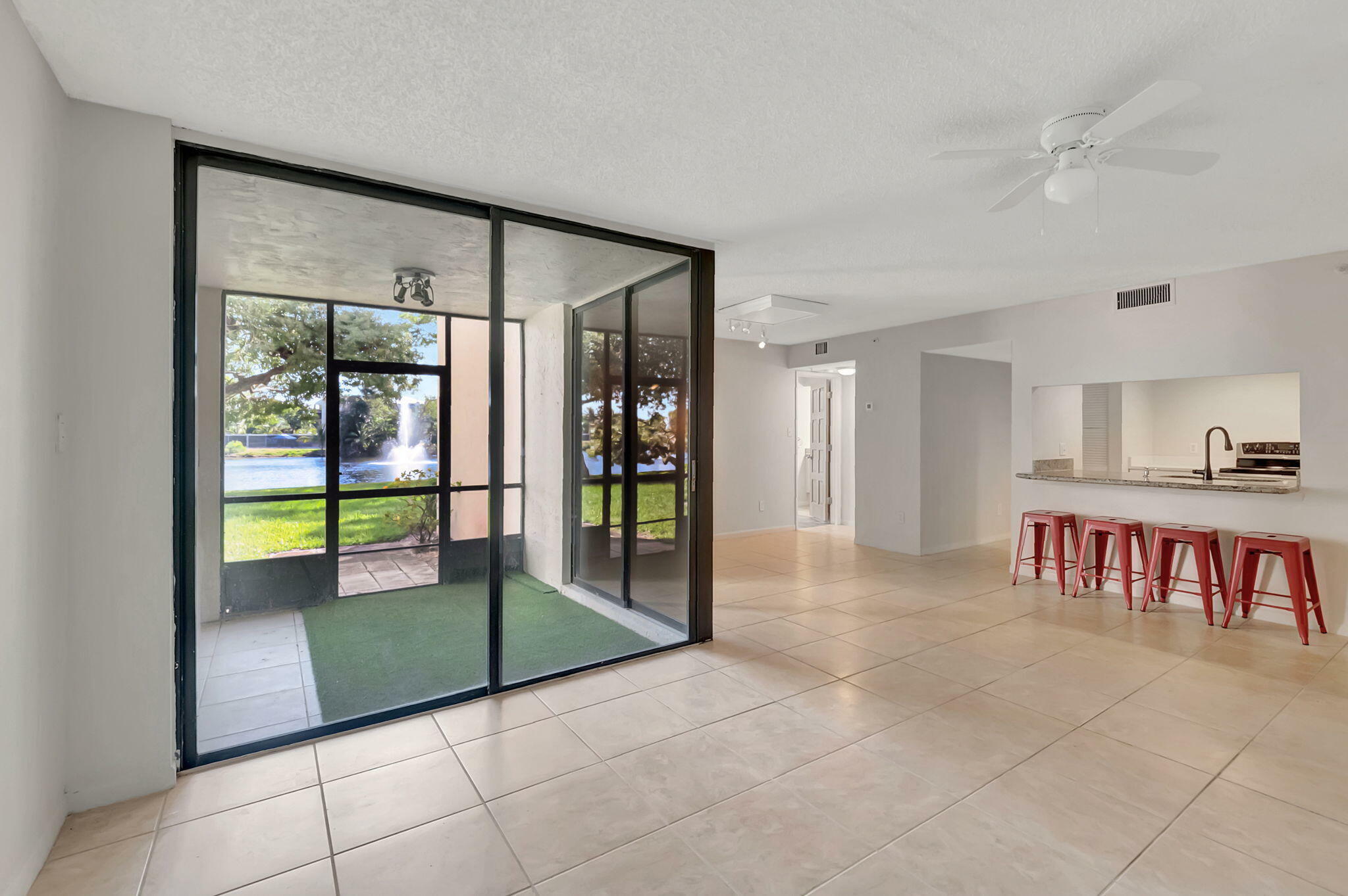 Property Photo: 950 Lavers Circle F109 FL 33444