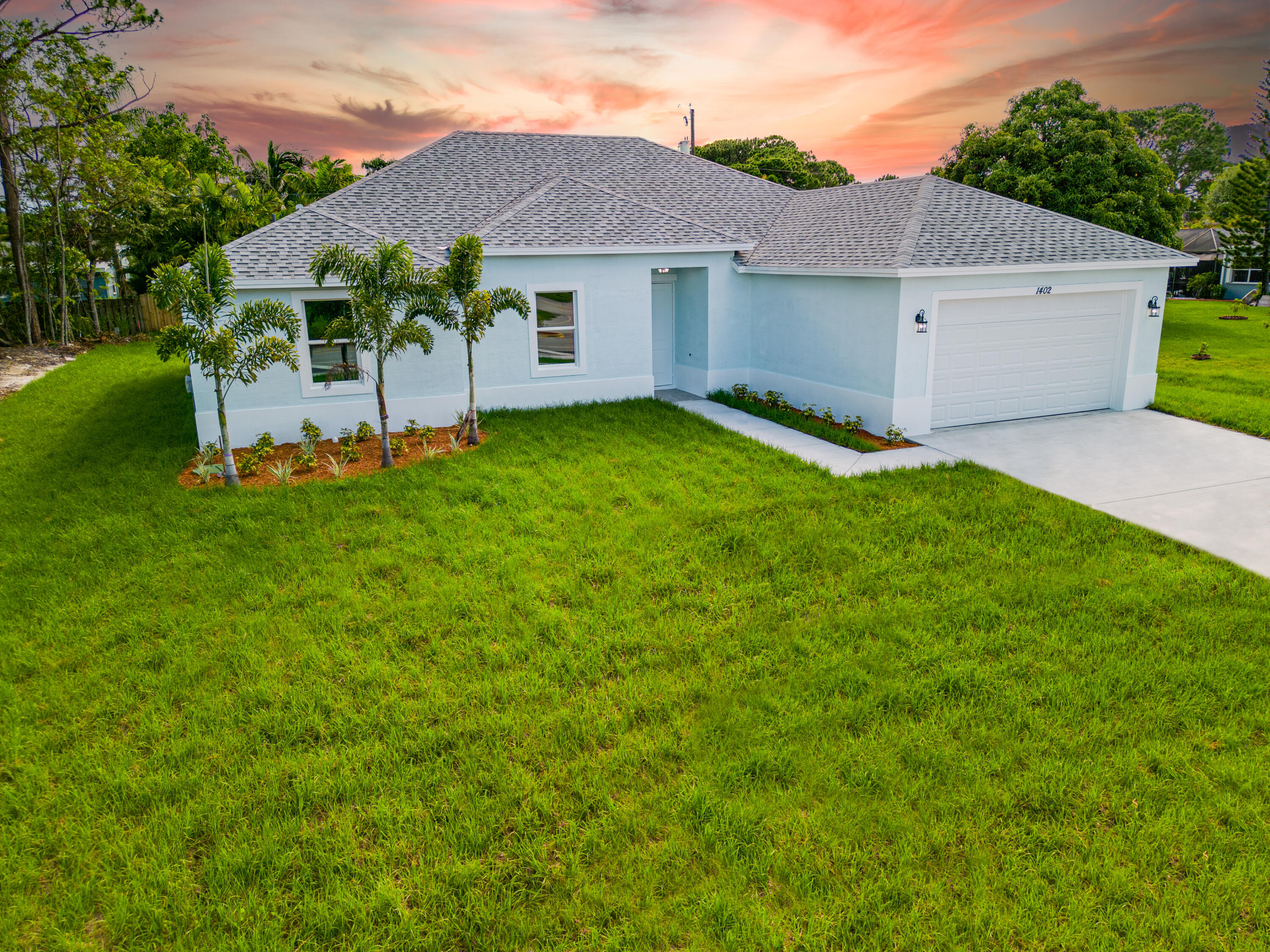 Property Photo:  206 SW Voltair Terrace  FL 34984 
