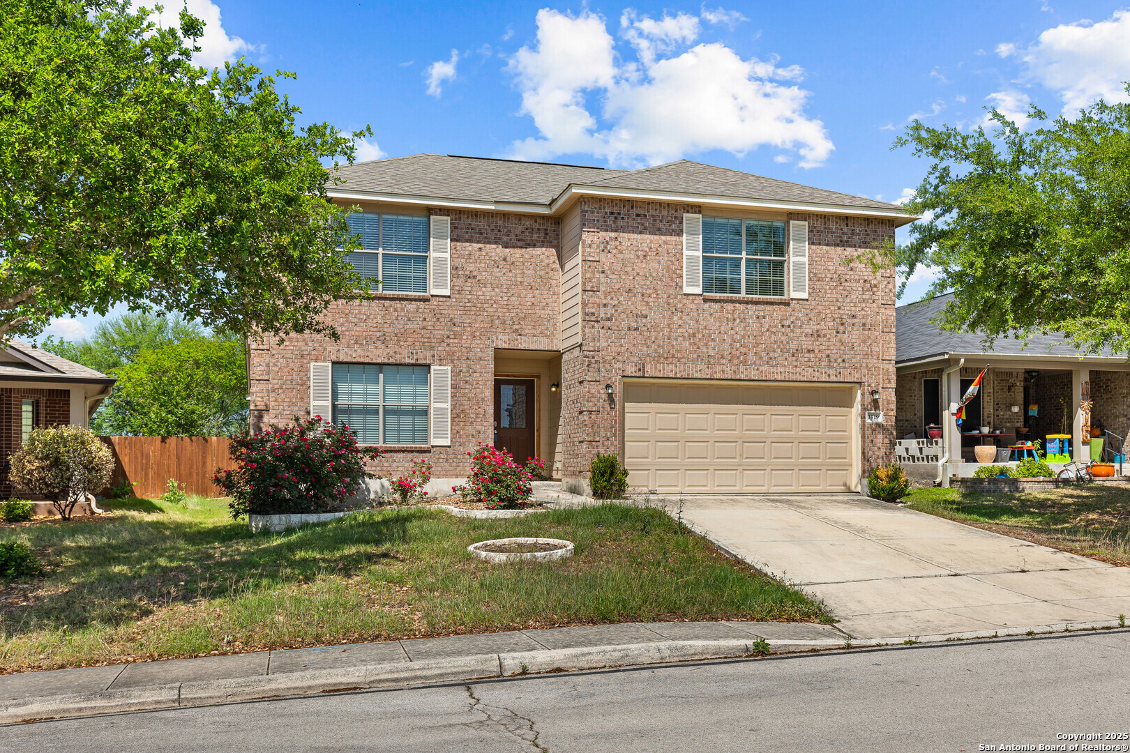 Property Photo: 3919 Maiden Way TX 78109