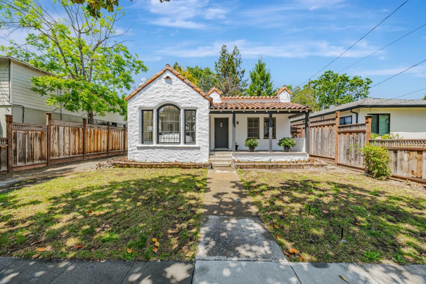 Property Photo: 470 Matadero Avenue CA 94306