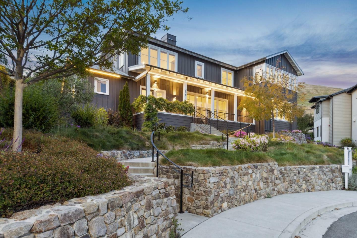 Property Photo: 288 Campina Court CA 94539