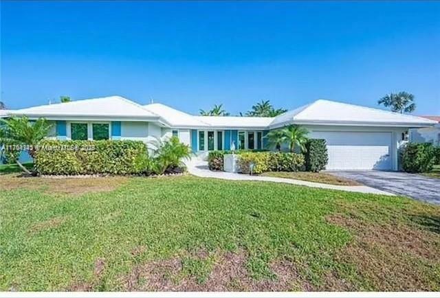 Property Photo: 1851 NE 59th Ct FL 33308