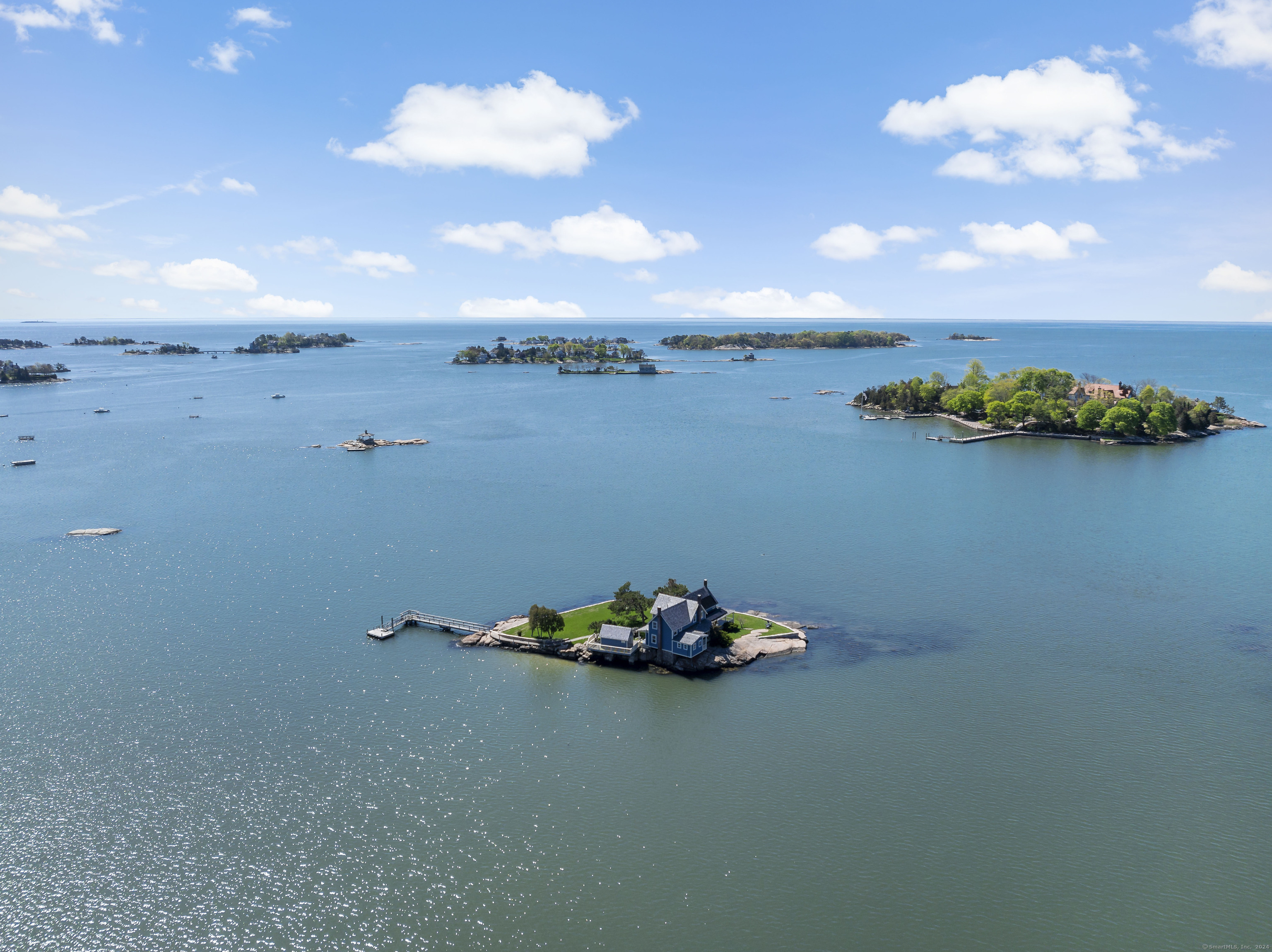 Property Photo: Belden Island CT 06405