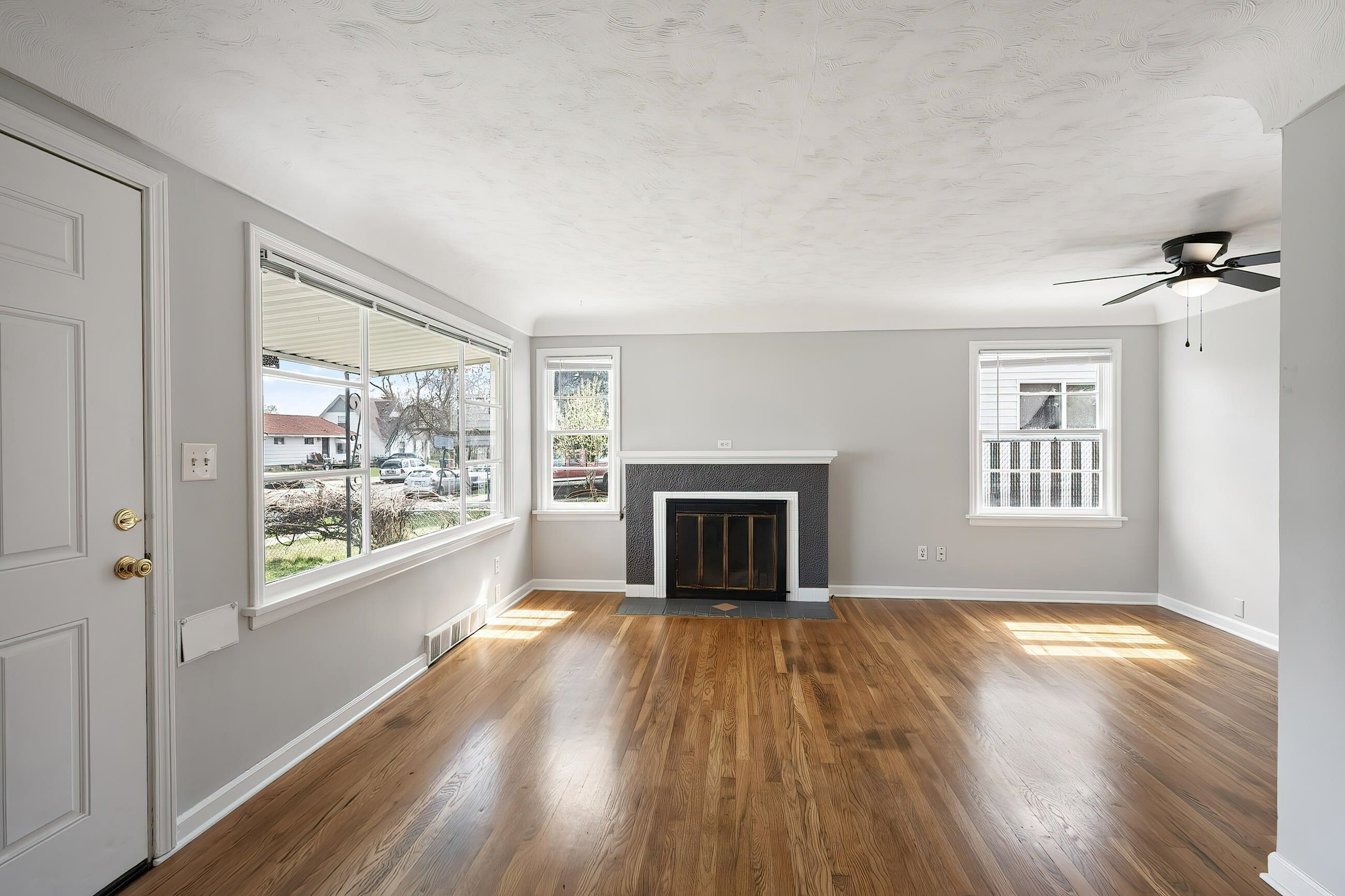 Property Photo: 4723 N Cook St WA 99217